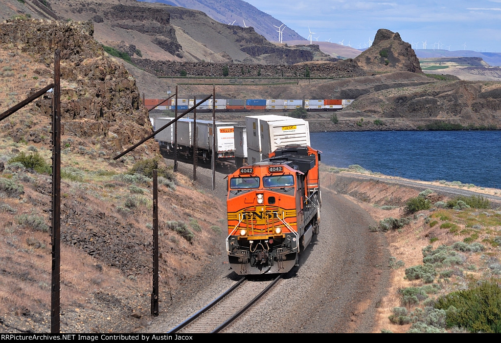 BNSF 4042